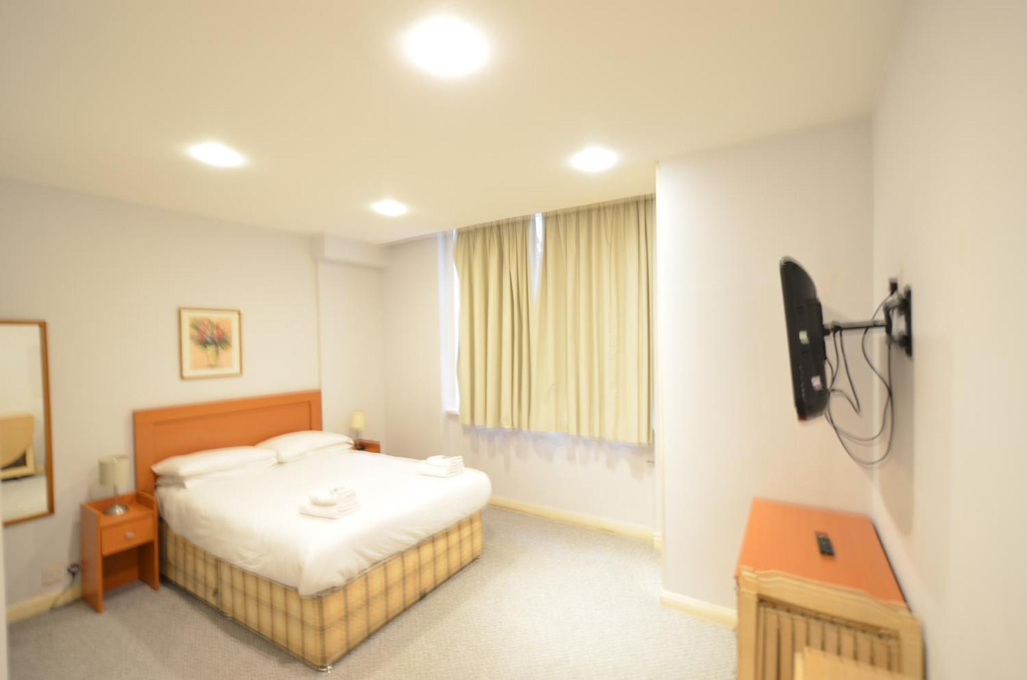 Amber Hotel-suites 3* Londra